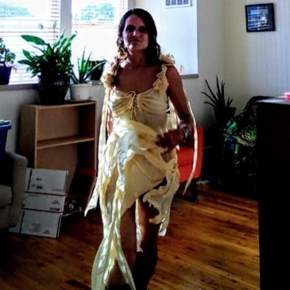 Meet your Posher, Crystal - Picture 6 of 13